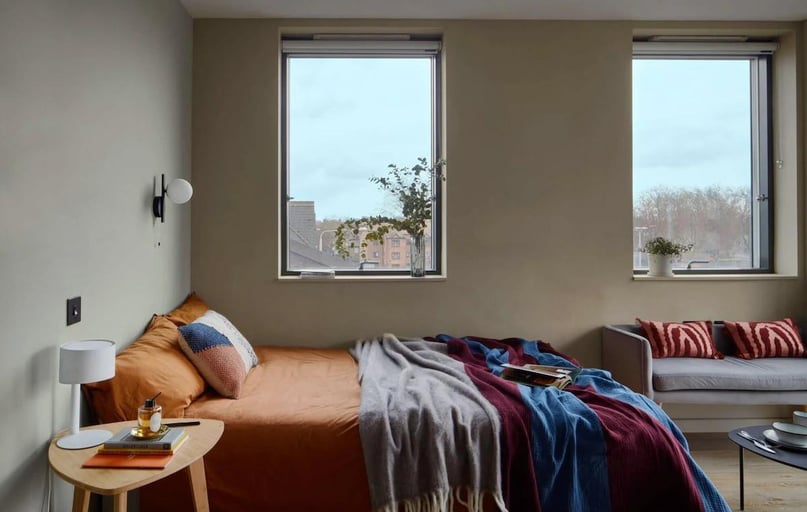 Old London Road, City Centre, Kingston - Image 1